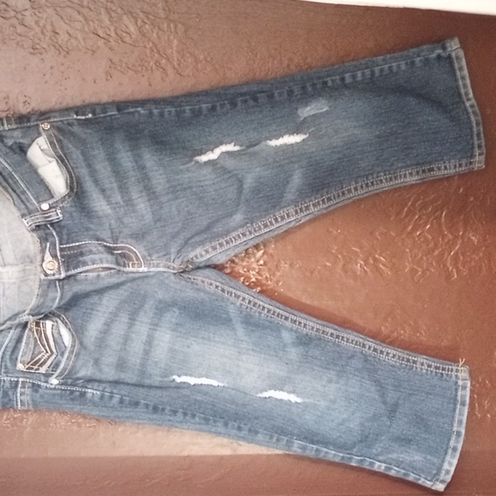 Women's capris
